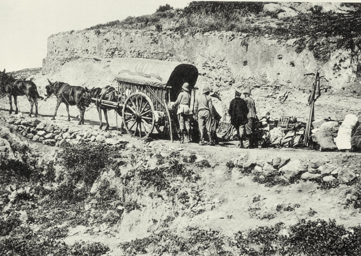 Egy szekér lőfegyver kirakása a Dersa Hills megmászásához, Tetouan, Marokkó alkotó: Spanish Photographer