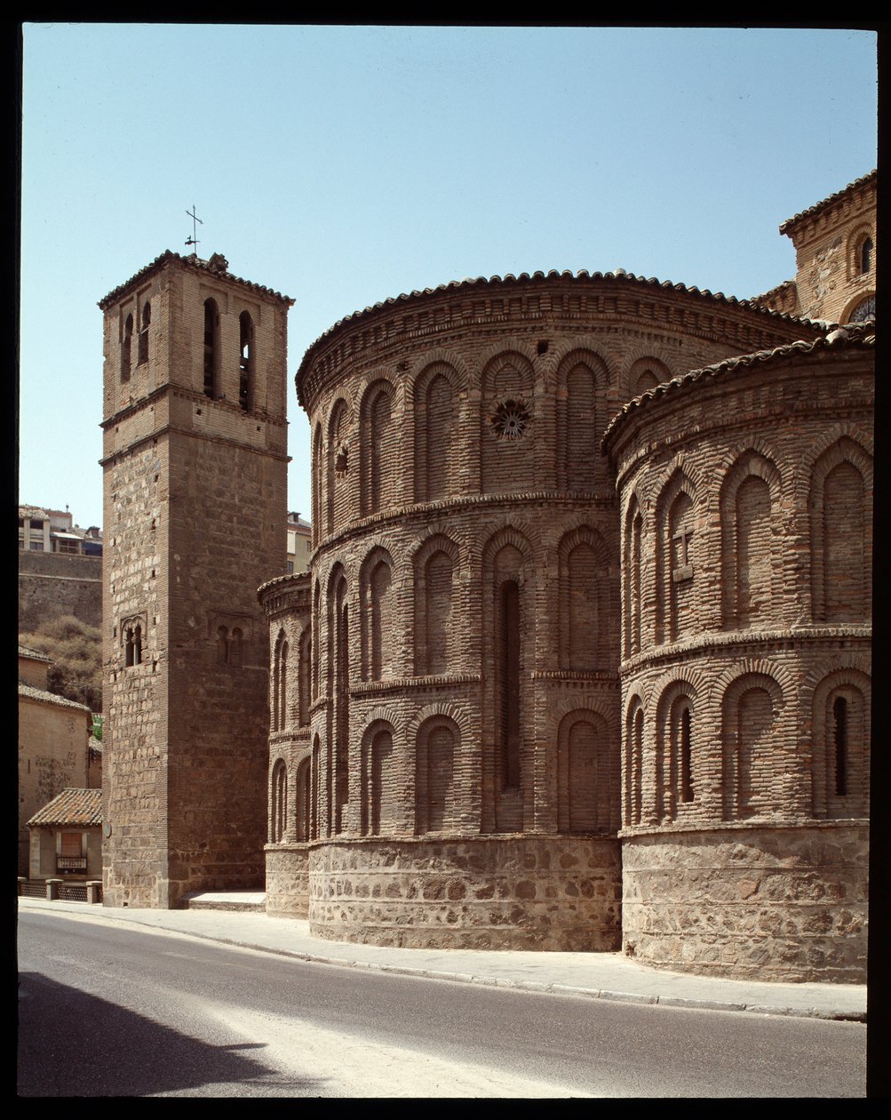 Art mudejar: kilátás a Santiago de Arrabal templom apszisára, 13. századi Toledo, Spanyolország alkotó: Spanish School