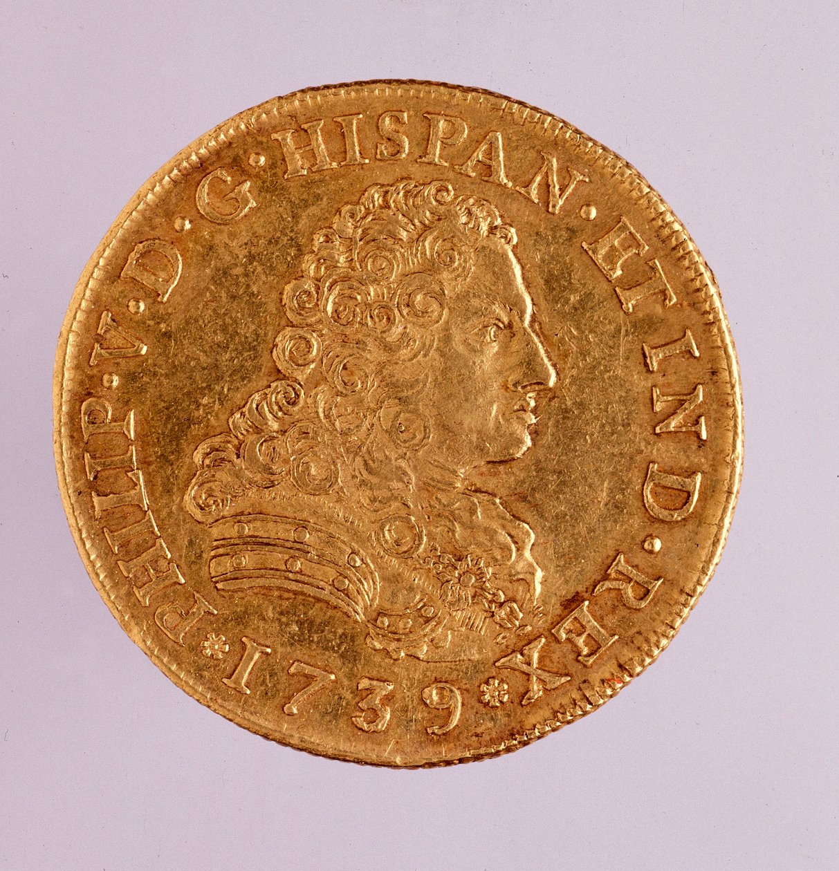 Arany érme (8 ecu) Spanyolországból: V. Fülöp (Filippo vagy Philippe) uralkodása (1700-1746). 1739 átm. 3,6 cm Nápoly, museo archeologico alkotó: Spanish School