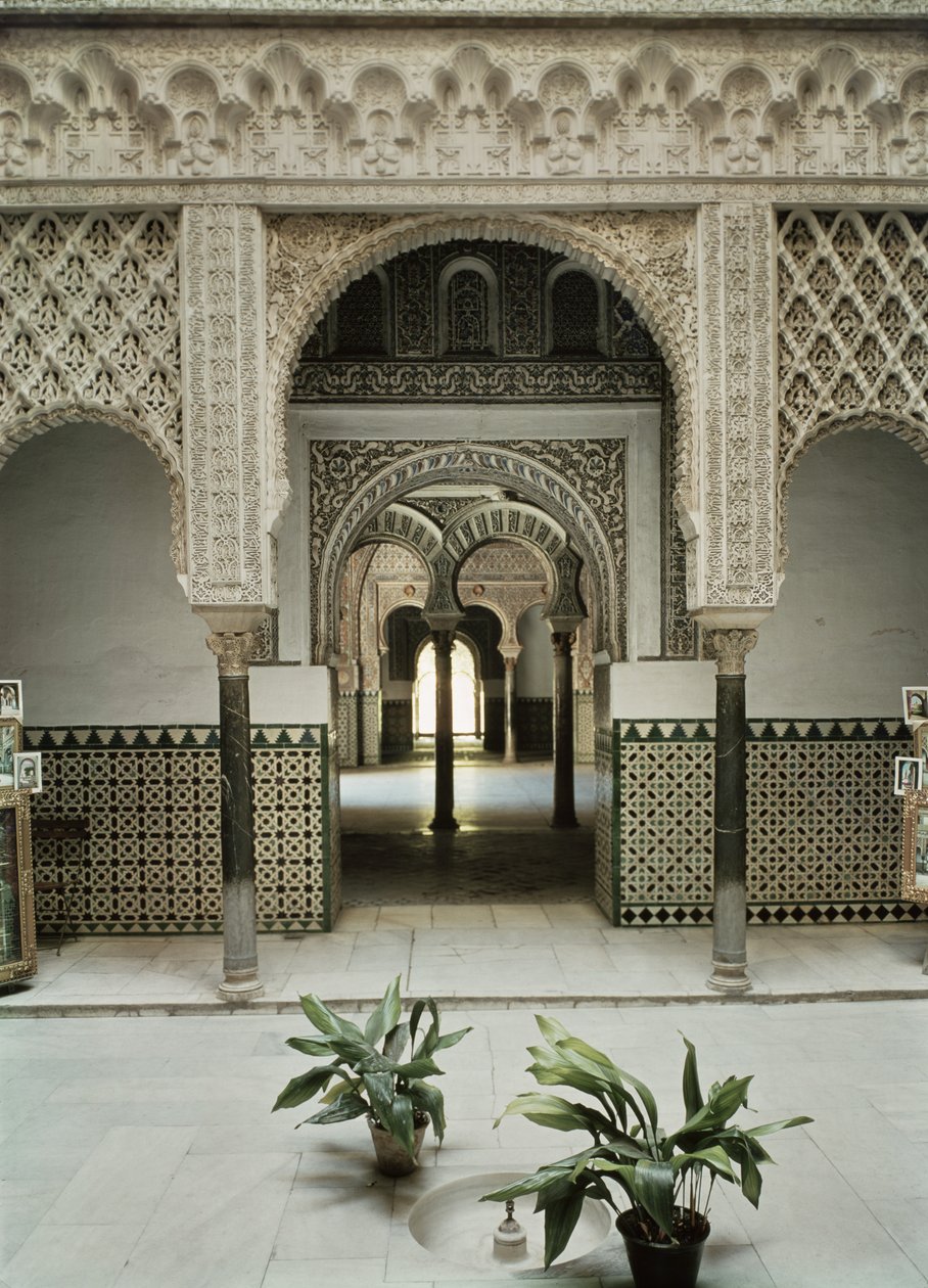 Patio de las Munecas, 12-14. század alkotó: Spanish School