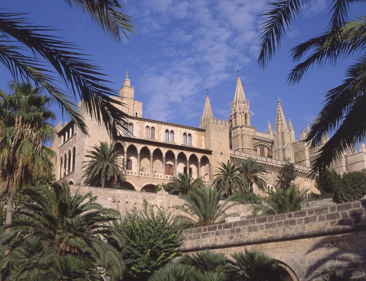 Kilátás a La Almudaina palotára, Palma de Mallorcán alkotó: Spanish School