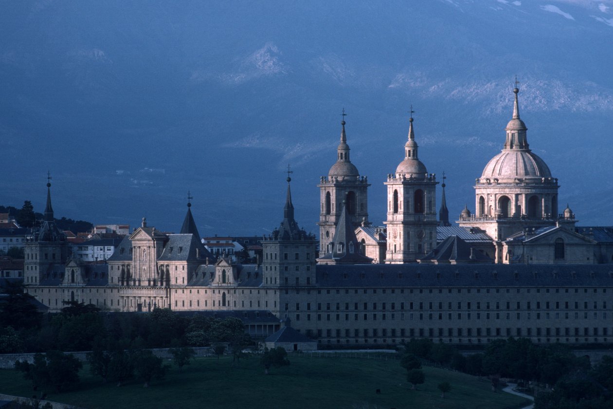 Kilátás a San Lorenzo de El Escorial kolostorra alkotó: Spanish School