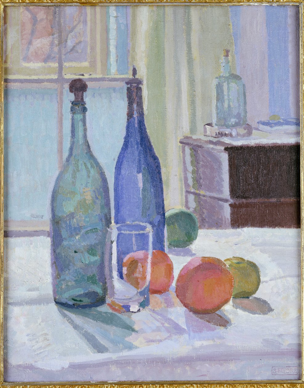 Kék és zöld palackok és narancsok alkotó: Spencer Frederick Gore
