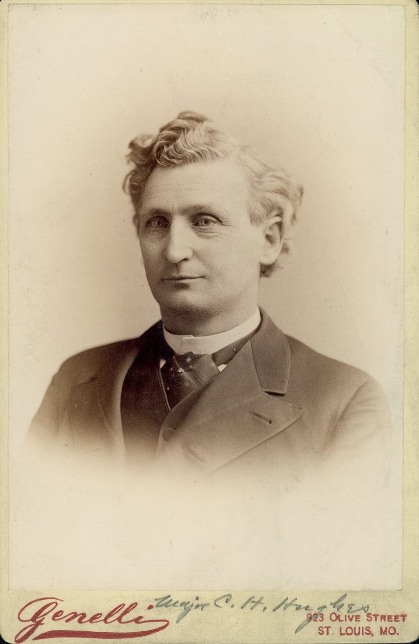 Dr. Charles Hamilton Hughes öltönyös mellképét ábrázoló mellkép alkotó: St. Louis Genelli