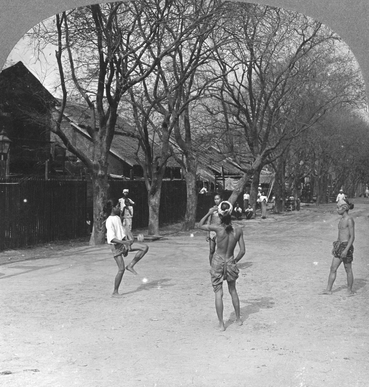 Egy natív labdajáték Burmában, 1908 alkotó: Stereo Travel Co