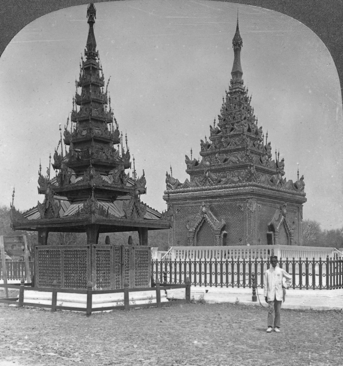 Mindon király sírja, Királyi Palota, Mandalay, Burma, 1908 alkotó: Stereo Travel Co