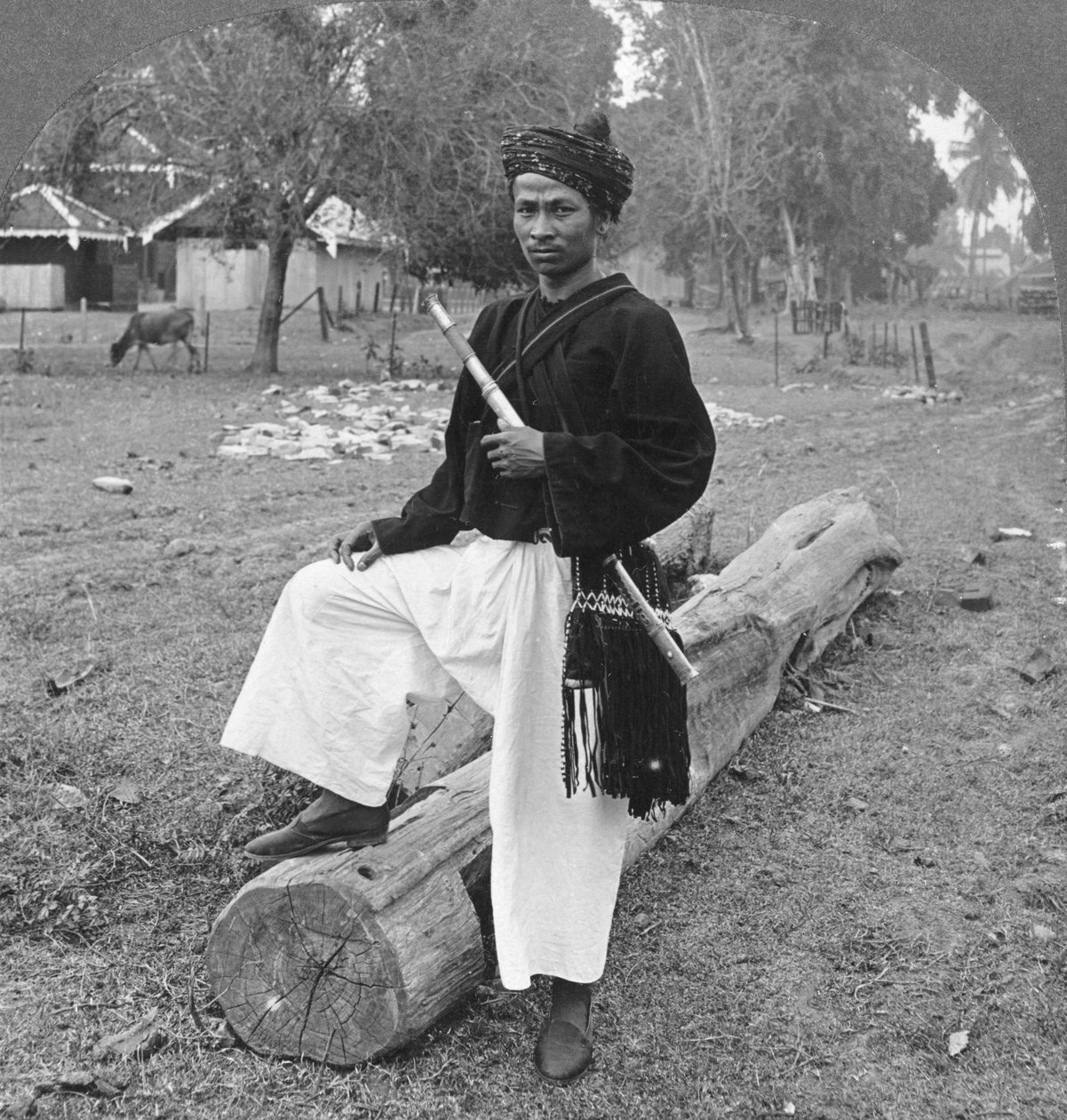 A kachin törzs embere, Felső-Burma, 1908 alkotó: Stereo Travel Co