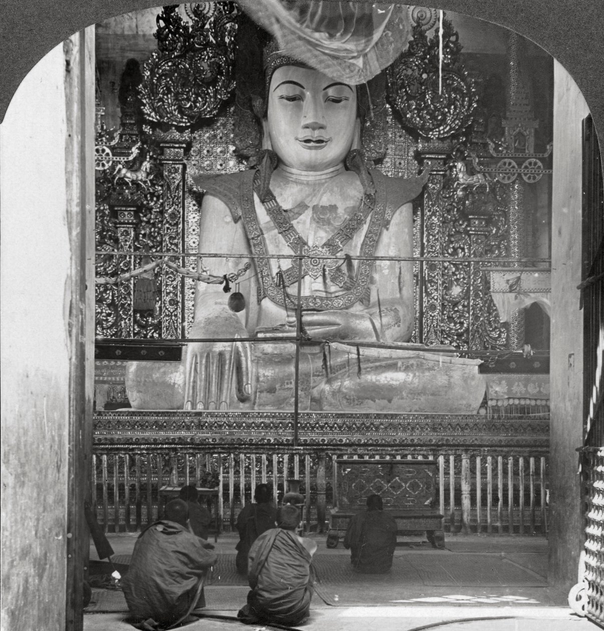 Márvány Buddha pagodában, Mandalay, Burma, 1908. alkotó: Stereo Travel Co