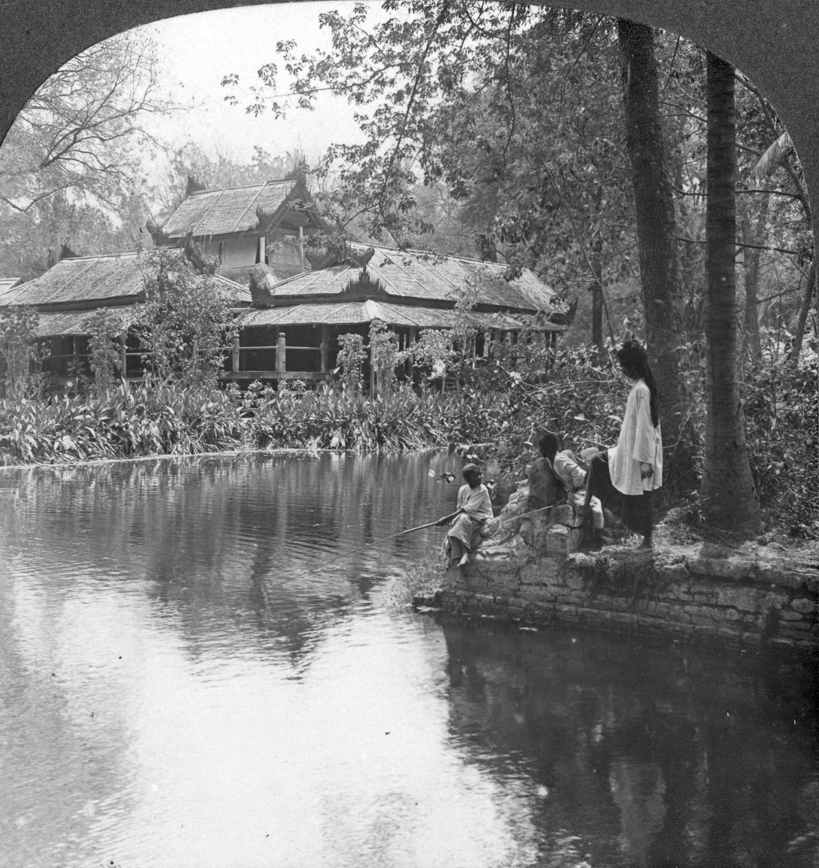 South Garden Palace Fortban, Mandalay, Burma, 1908 alkotó: Stereo Travel Co