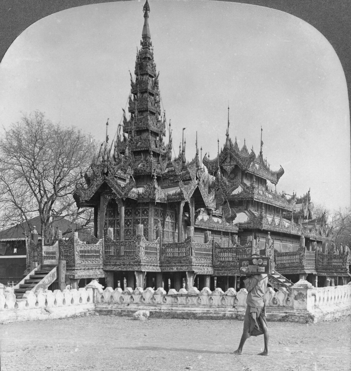 Thibaw király iskolája az erődben, Mandalay, Burma, 1908 alkotó: Stereo Travel Co
