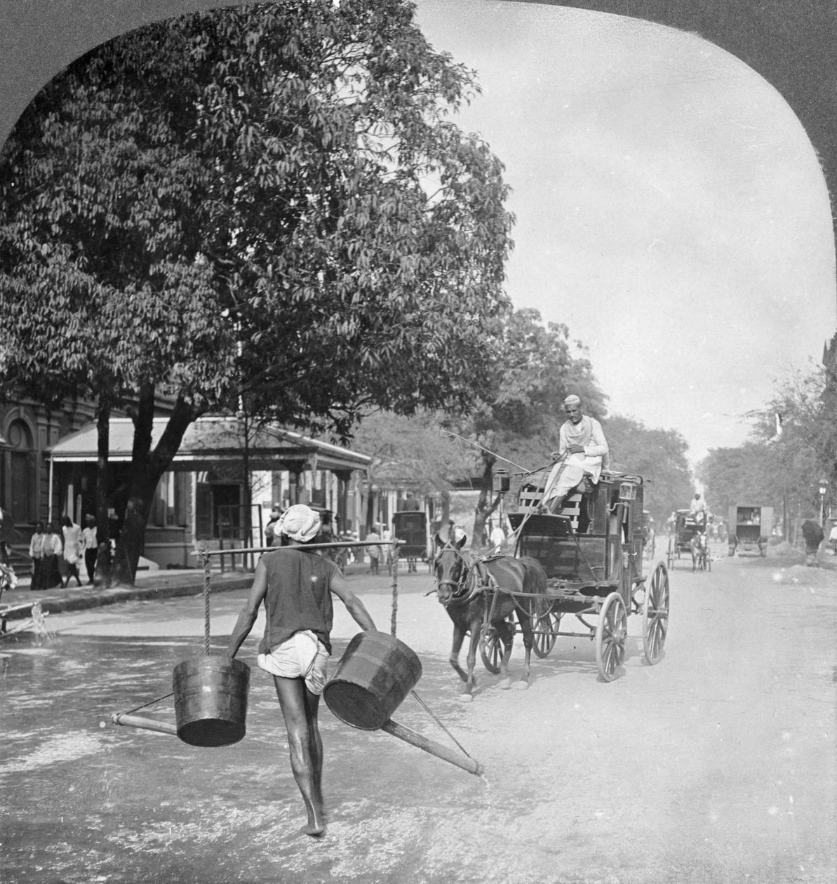 Rangoon utcáinak öntözése, Burma, 1908 alkotó: Stereo Travel Co