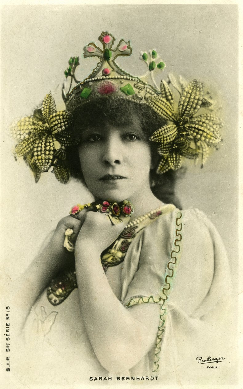 Henriette Rosine Bernard aka Sarah Bernhardt (1844-1923) „A távoli hercegnő” szerepében, Edmond Rostand darabjában. (f/w fotó) alkotó: Studio Reutlinger