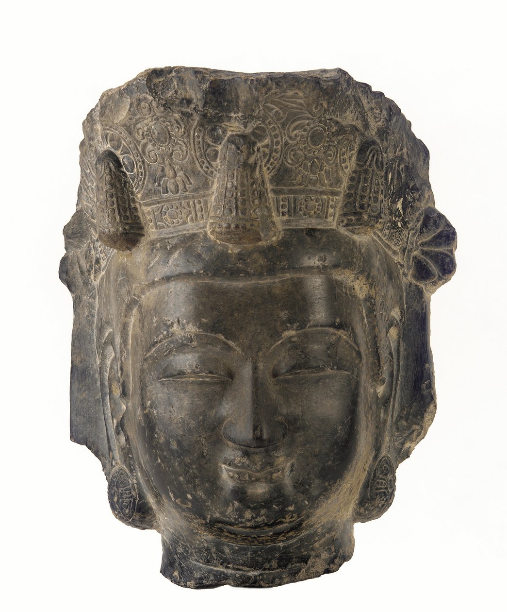 Bodhiszattva feje, 581-618 (sötétszürke mészkő) alkotó: Sui Dynasty Chinese School