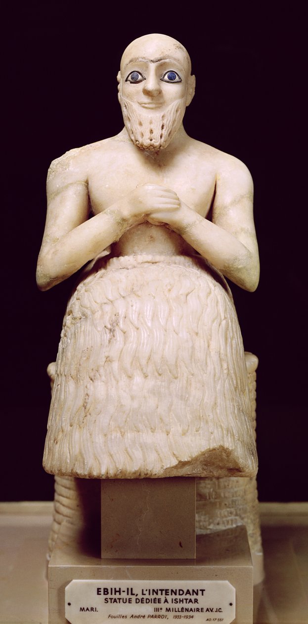 A hivatalos Ebih-Il szobra a mari-i Istar-templomból, Irak, Közép-Eufrátesz, korai dinasztikus időszak, ie 2500 körül (gipsz und lapis lazuli) (lásd még: 121796 és 71507) alkotó: Sumerian