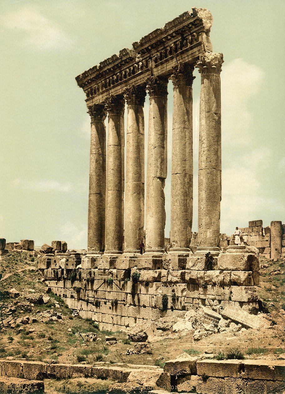 Jupiter templomának perisztíliája, Baalbek, 1880-1900 körül (photochrom) alkotó: Swiss Photographer