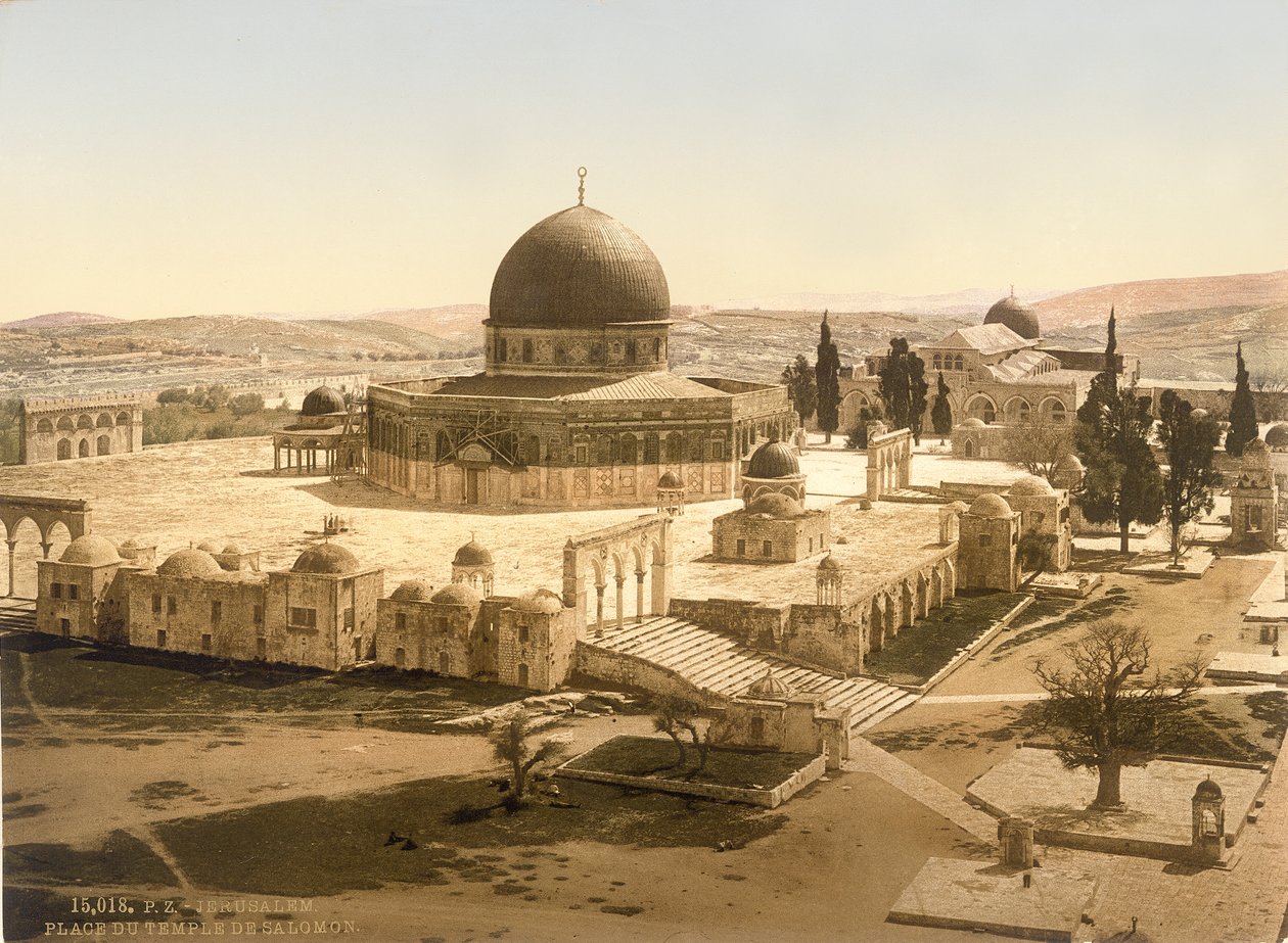 Kilátás a Templom-hegyre a Sziklakupolával és az El Aqsa mecsettel, Jeruzsálem, 1880-1900 körül (photochrom) alkotó: Swiss Photographer