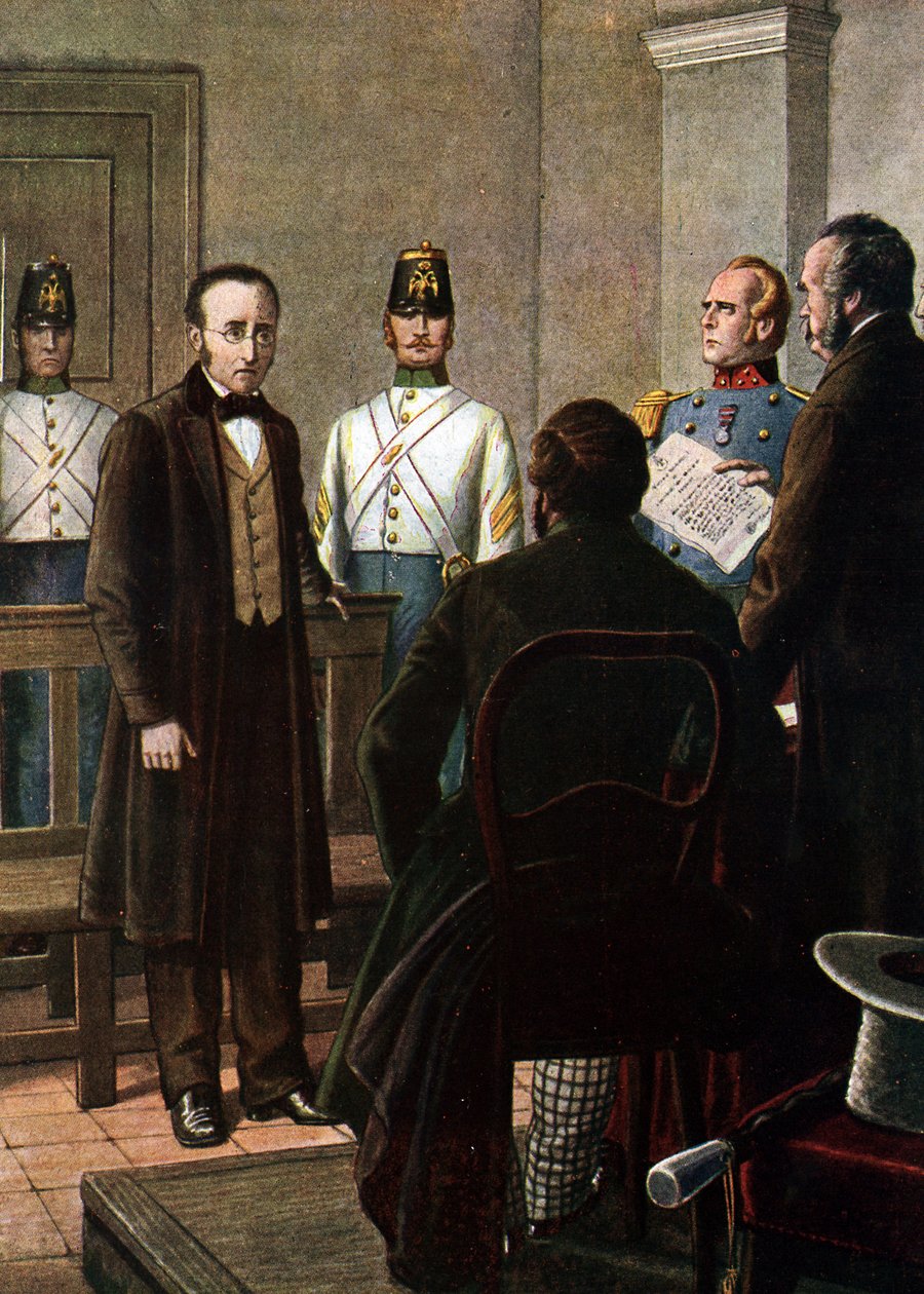 Annak a mondatnak a felolvasása, amely Silvio Pellicót (1789-1854) és Piero Maroncellit (1795-1846) a brünni spielbergi erődben való bebörtönzésre ítéli a Carbonari-mozgalomhoz (Charbonnerie vagy carboneria) való tartozásuk miatt. alkotó: Tancredi Scarpelli