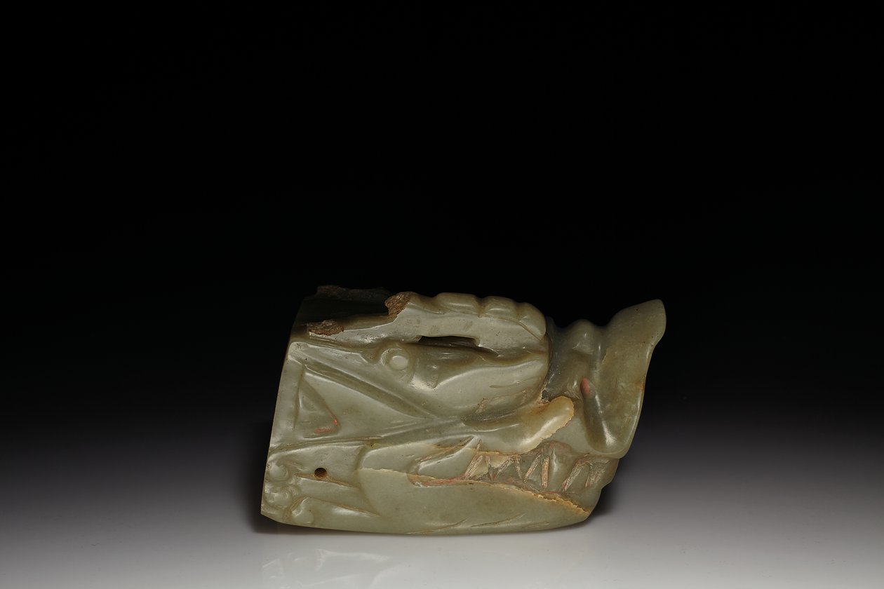 A Junkunc Jade Sárkányfej (jade) alkotó: Tang Dynasty Chinese School