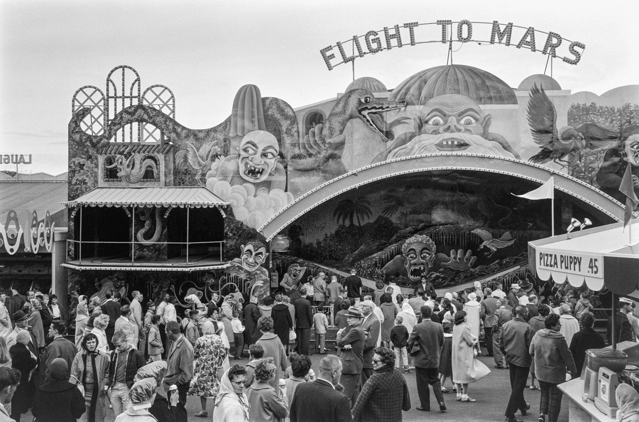Bejárat a Flight to Mars kiállításra a Seattle-i Világkiállításon alkotó: Ted Spiegel