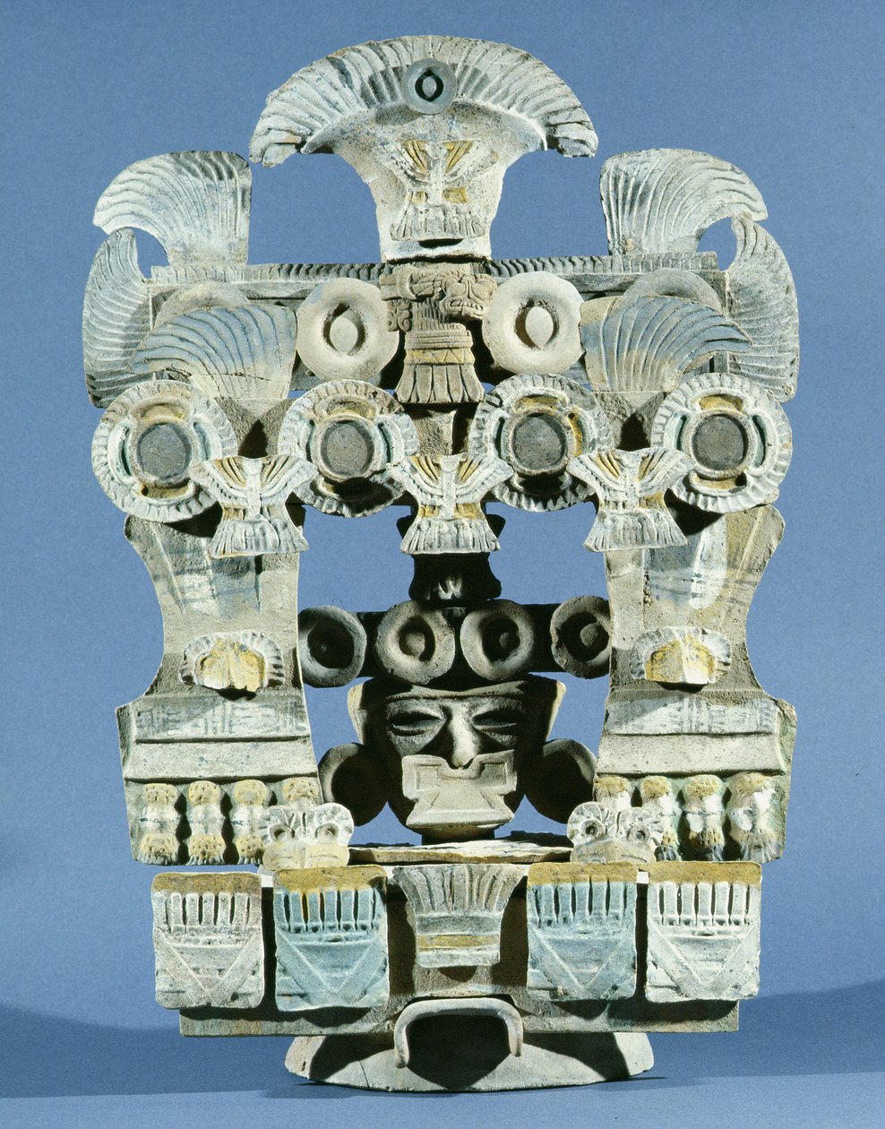 Füstölőfej fedele (kerámia) alkotó: Teotihuacan