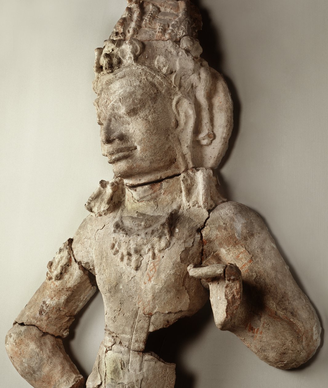 Bodhiszattva Ku Buából, Davaravati-korszak (terrakotta) alkotó: Thai School