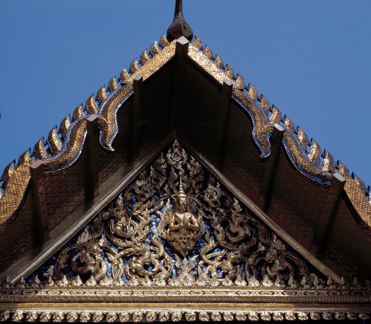 Egy ajtó részlete alkotó: Thai School