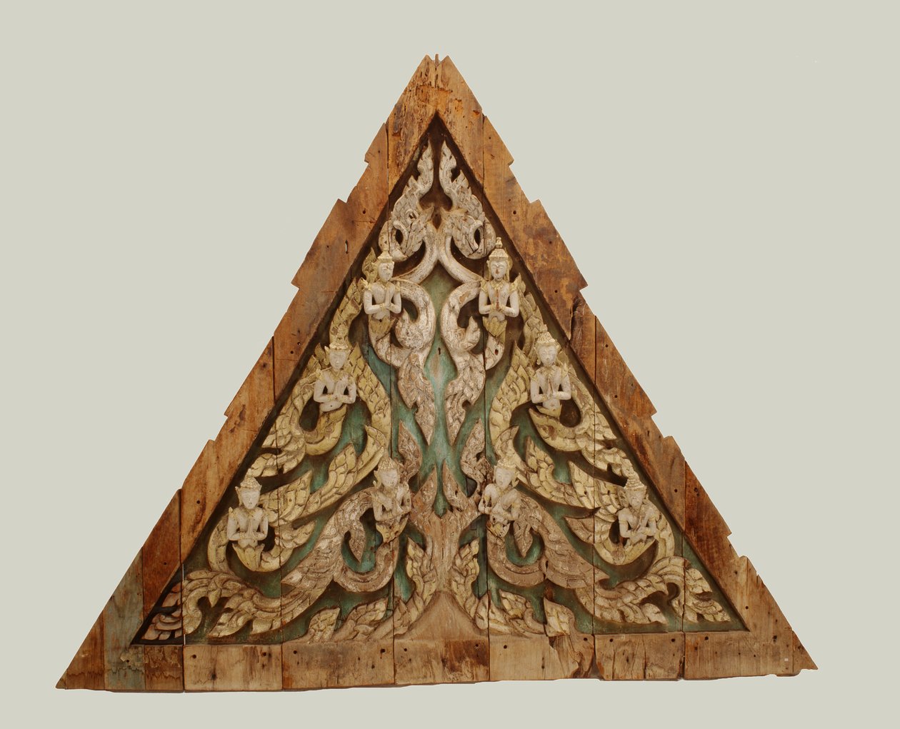 Egy thai templom oromzata késő Ayutthaya korszakban (1351-1767) (fa) alkotó: Thai School