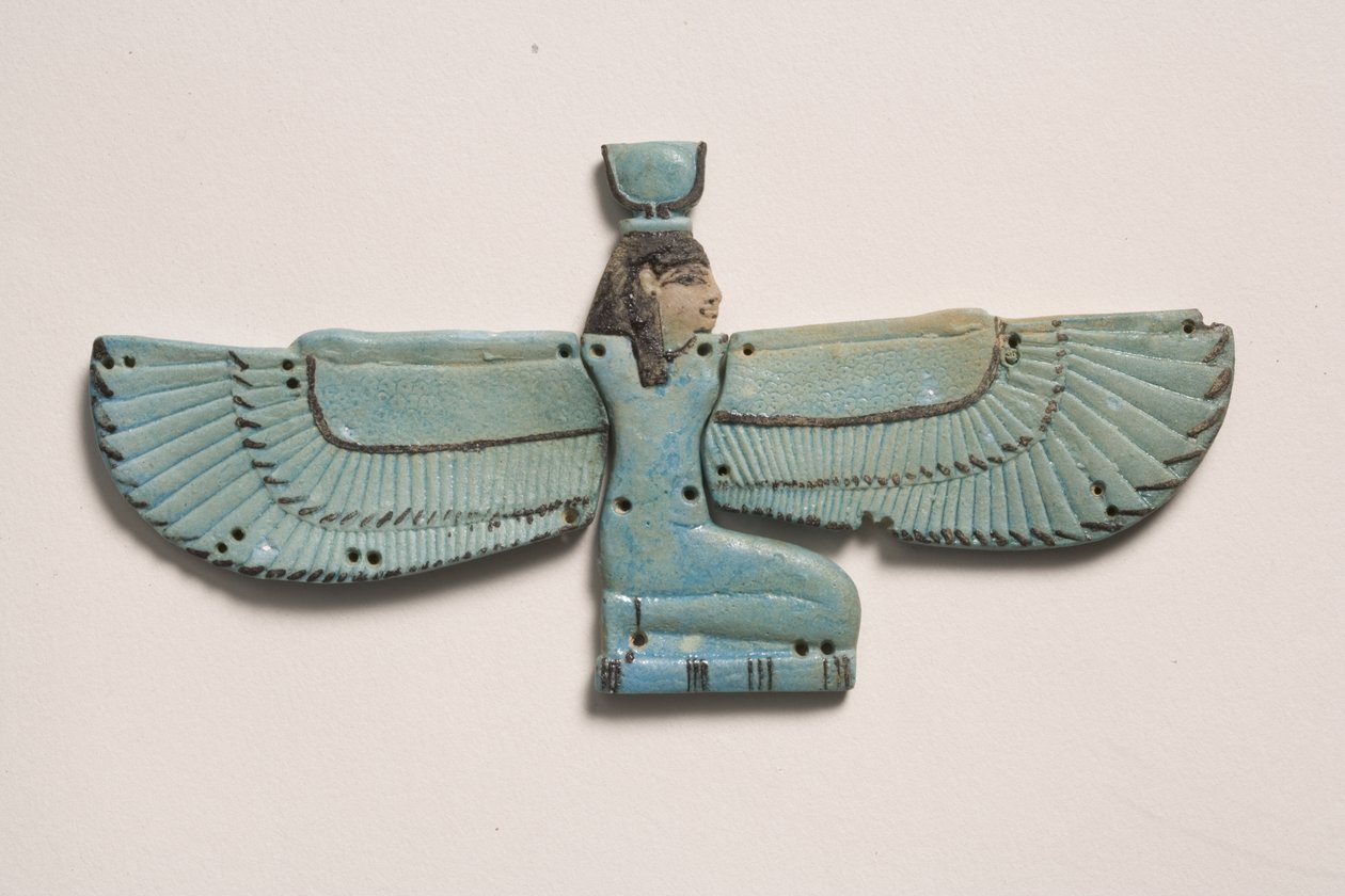 Ízisz szárnyas istennő mellkasa (fajansz) alkotó: Third Intermediate Period Egyptian