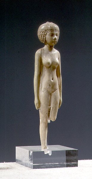 Meztelen nő szobra (elefántcsont) Harmadik alkotó: Third Intermediate Period Egyptian