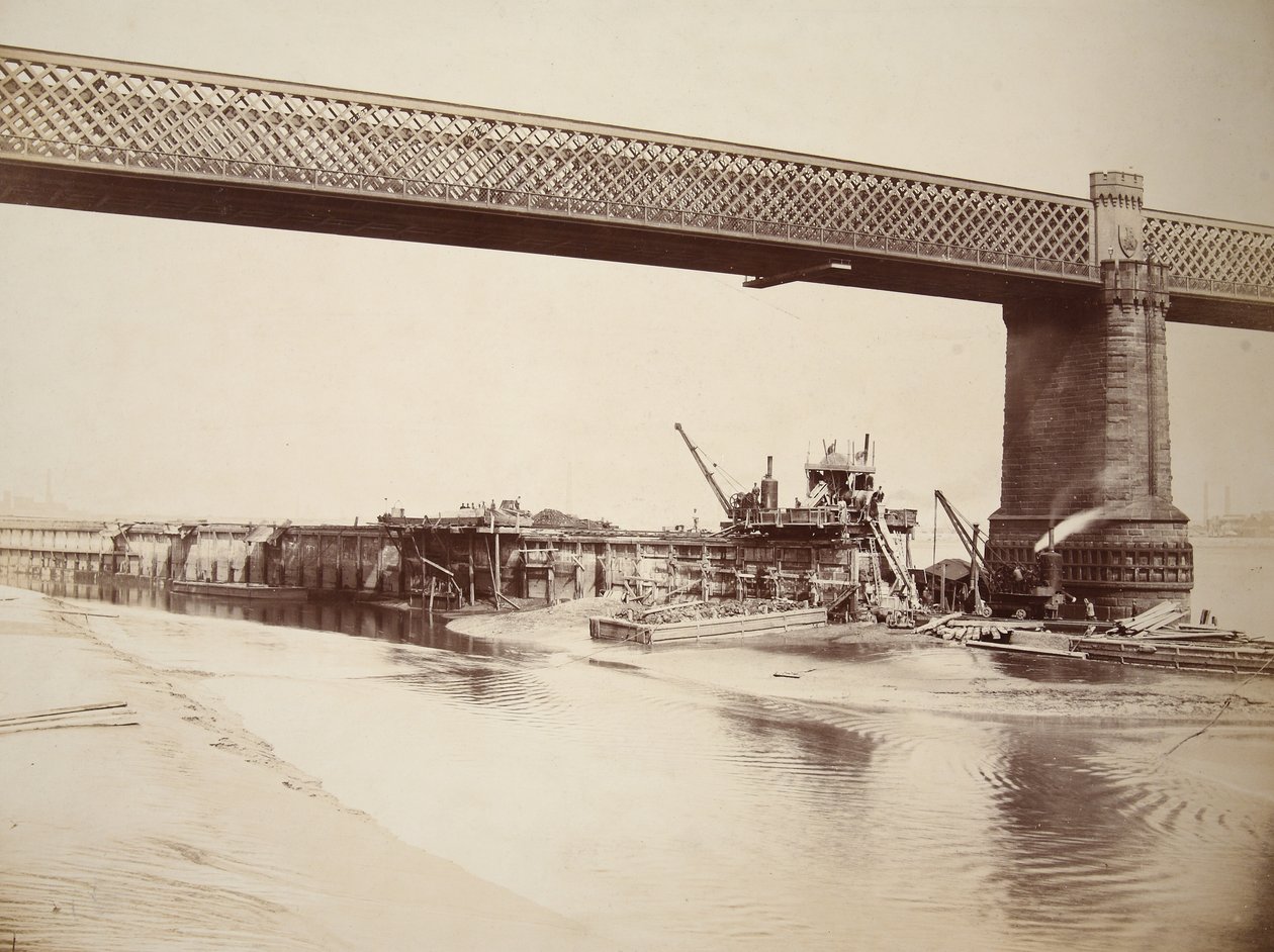 Runcorn híd betonfal készítés (szépia fotó) alkotó: Thomas Birtles