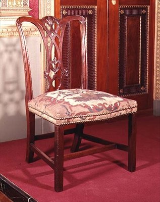Chippendale szalagos háttámlájú szék, 1760 körül (mahagóni) alkotó: Thomas Chippendale