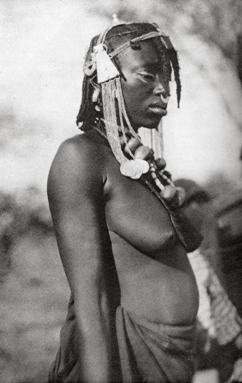 Arab nő Dél-Szudánból, Abu Matarik Halfába, Szudánba, 1925 1927. alkotó: Thomas A. Glover