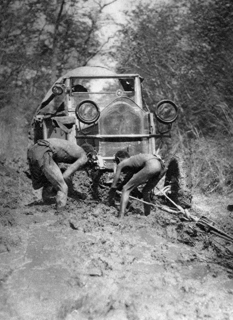 A sárban ragadva, Bulawayo to Dett, Dél-Rhodesia, c1924-c1925 1927 alkotó: Thomas A. Glover