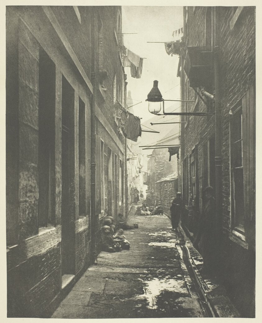 A High Street 80. szám bezárása alkotó: Thomas Annan