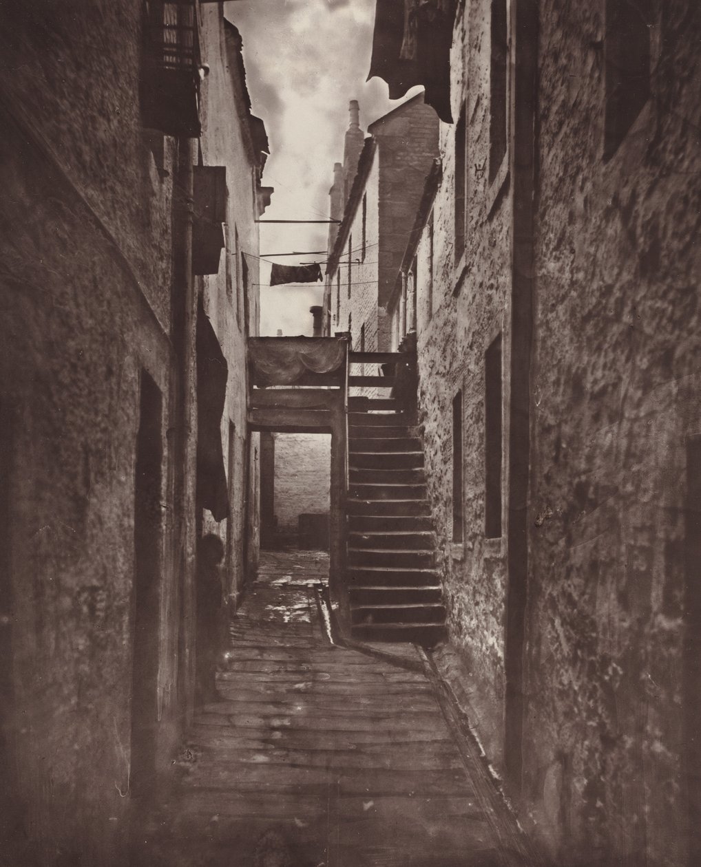 32. tábla: Close, No. 128 Saltmarket, 1868-1871, nyomtatva 1877-ben. alkotó: Thomas Annan