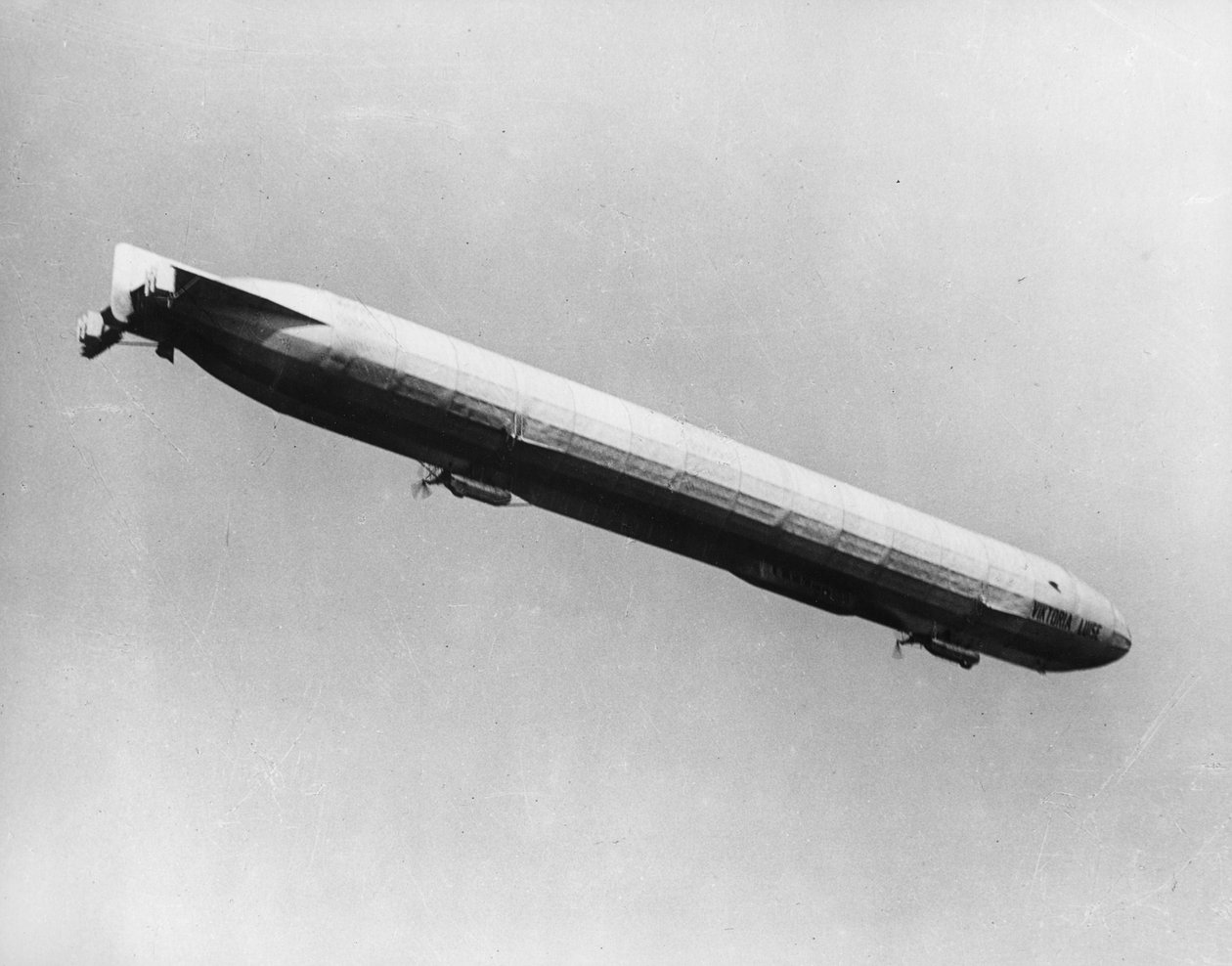 Viktoria Luise zeppelin alkotó: Thomas E. and Horace Grant Grant