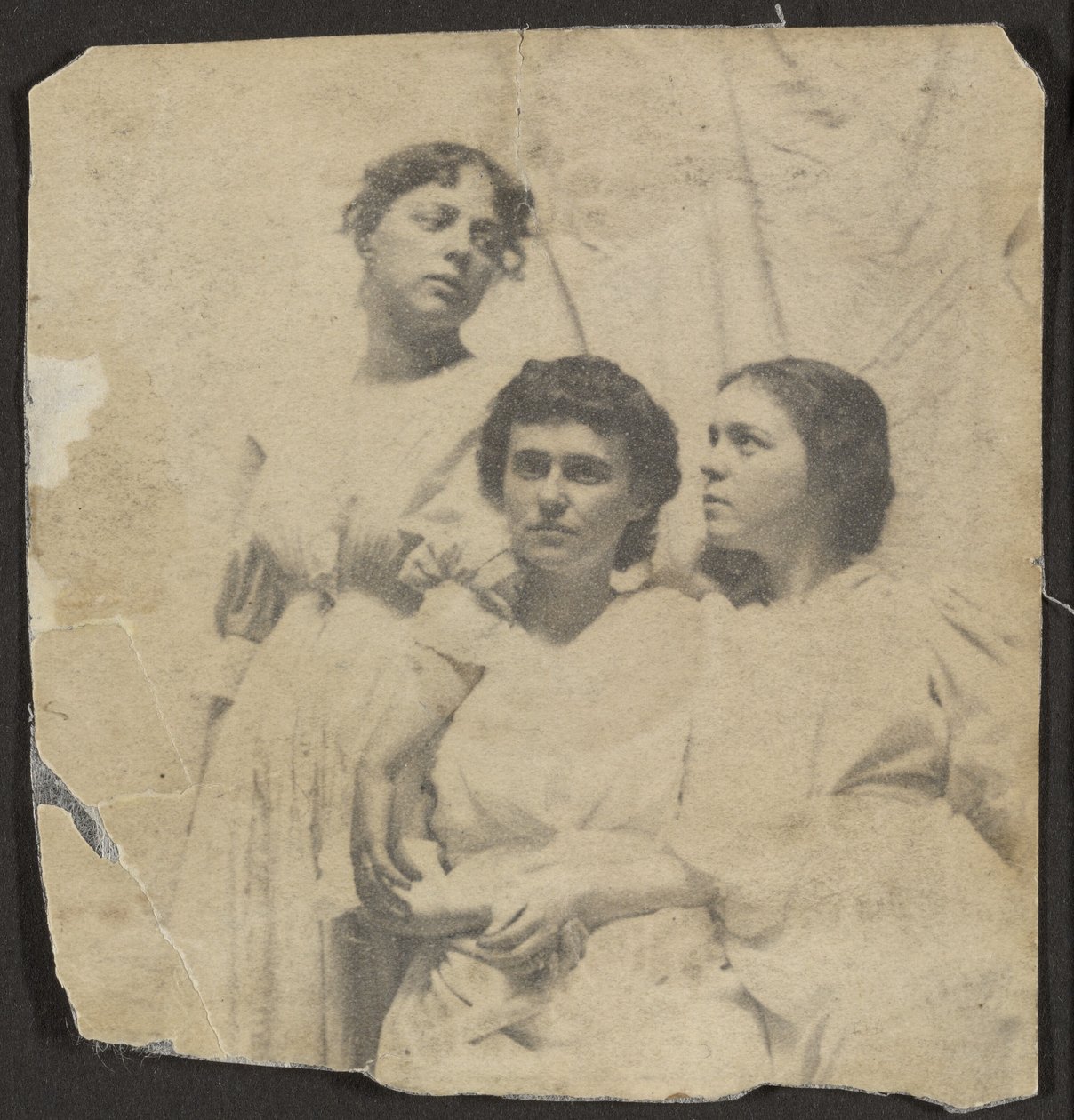 [Weda, Katherine és Maud Cook] alkotó: Thomas Eakins