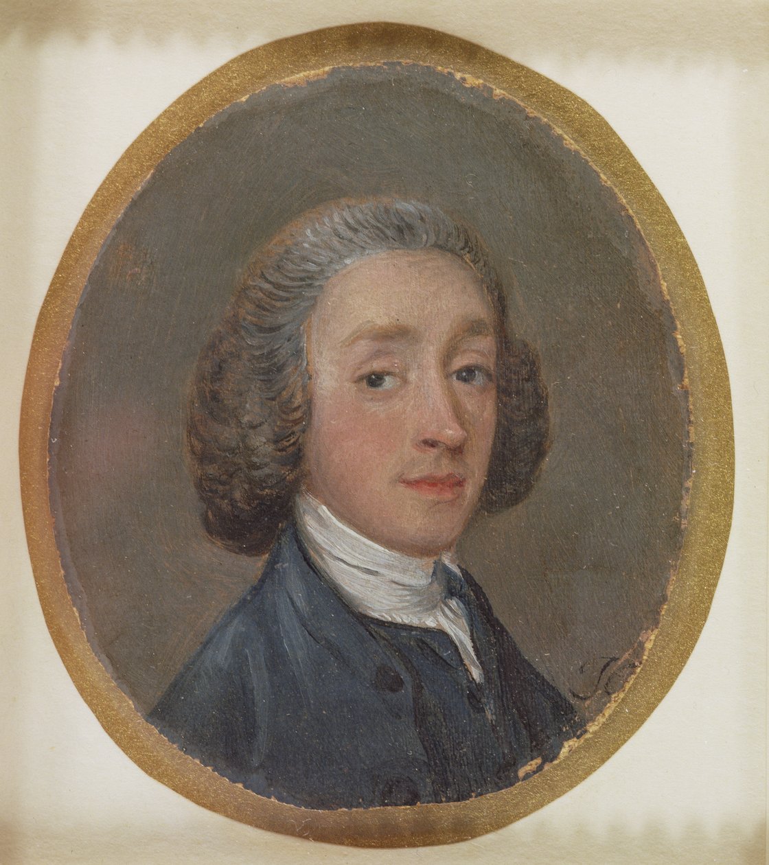 Púderezett hajú fiatal férfi portréja alkotó: Thomas Gainsborough