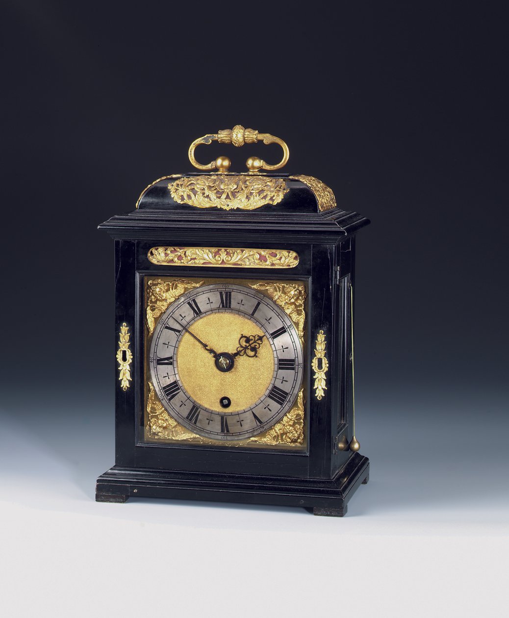 II. Károly konzolos óra, sz. 54, 1685 körül alkotó: Thomas Tompion