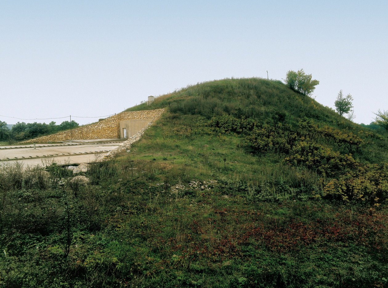 Sveshtari trák sírja, ie 3. század (fotó) alkotó: Thracian Thracian
