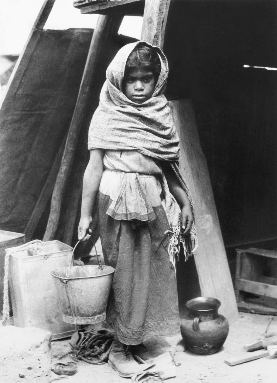 Vizet hordozó lány, Mexikó, 1927 alkotó: Tina Modotti