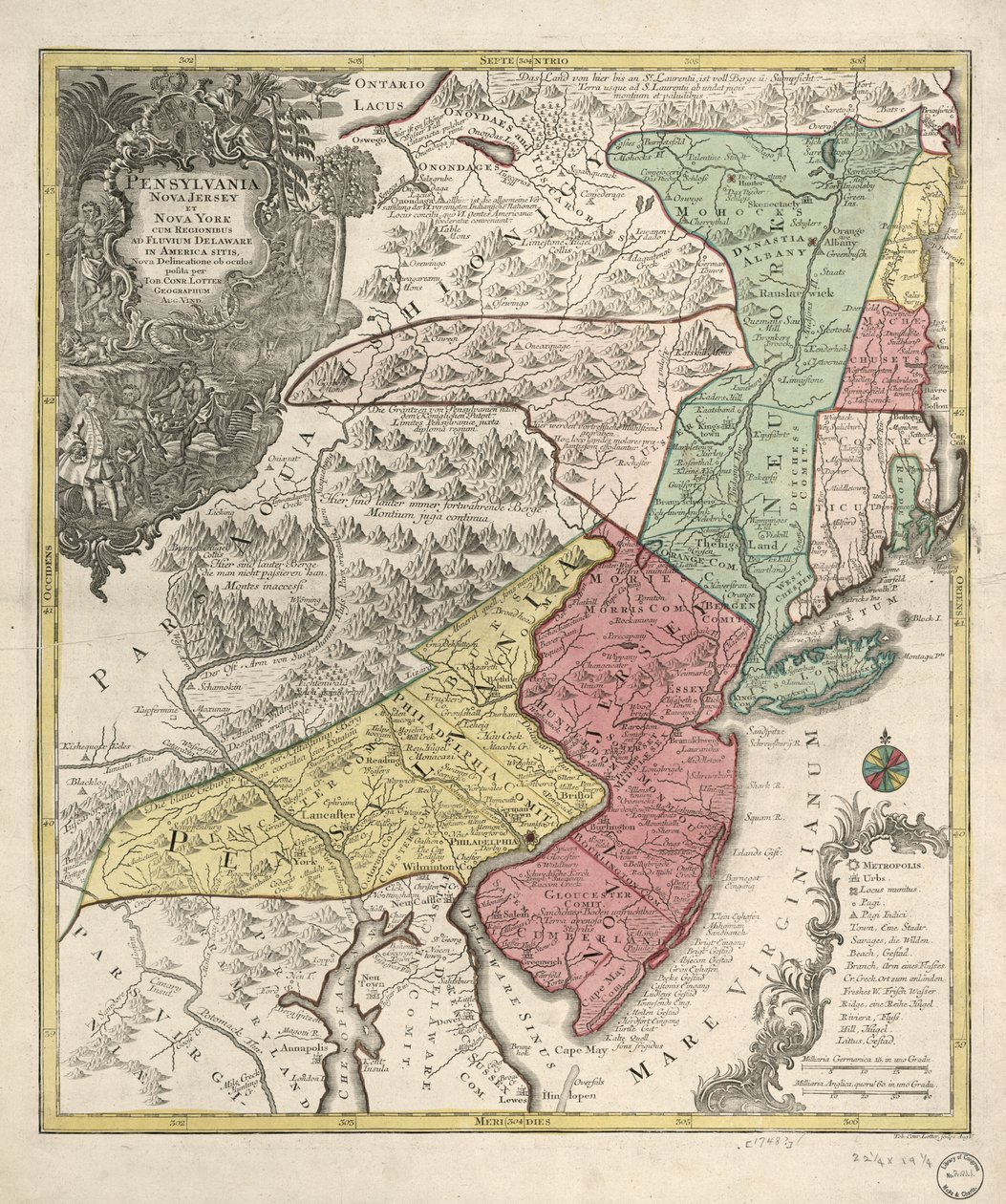 Dombormű ábrázolva. Lefedi New England (torzult) és északi Chesapeake régiót is. Cím latinul; jegyzetek német és latin nyelven; legenda latinul, németül és angolul. Azonosítatlan meridián. oszloppal jelölt tartományok mosogat; tartomány és megye bo alkotó: Tobias Conrad Lotter