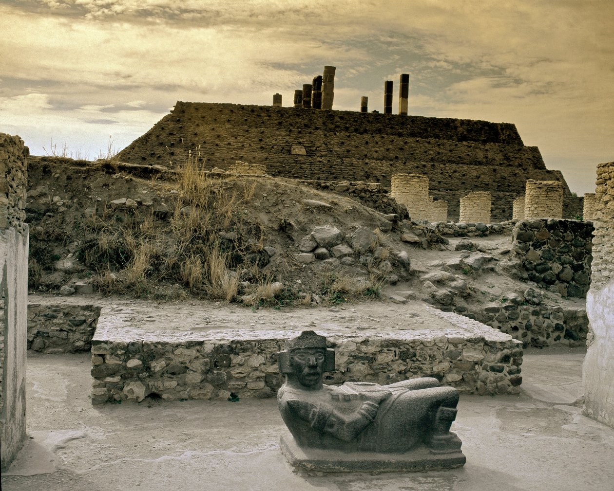 Quetzalcoatl temploma alkotó: Toltec Toltec