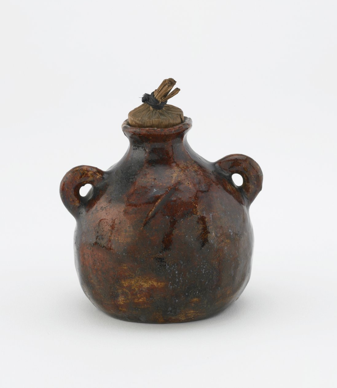 Palack cukorka pellethez, Nagoya, Aichi prefektúra, Edo-korszak, 1858 (kerámia) alkotó: Toyosuke III