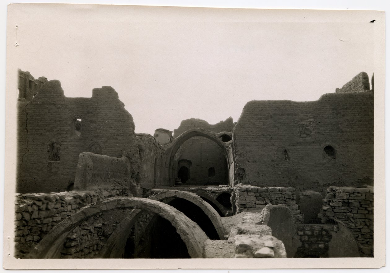 A Szent Simeon kolostor nagy kaputornya (qasr), Asszuán, Egyiptom, Ugo Monneret de Villard fotója. alkotó: Ugo Monneret de Villard