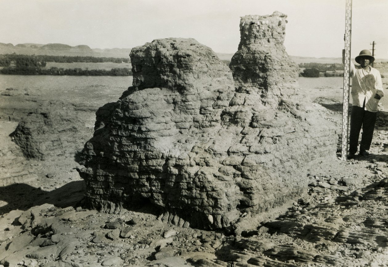 Sír a nekropoliszban, Qasr Ibrim, Egyiptom, fotó: Ugo Monneret de Villard alkotó: Ugo Monneret de Villard