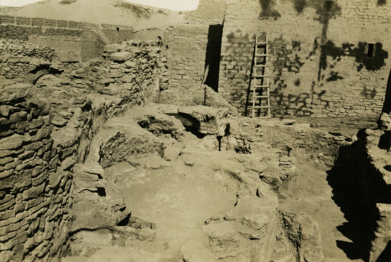 A Szent Simeon kolostor kereskedelmi területének látképe, Asszuán, Egyiptom, fényképezte Ugo Monneret de Villard alkotó: Ugo Monneret de Villard