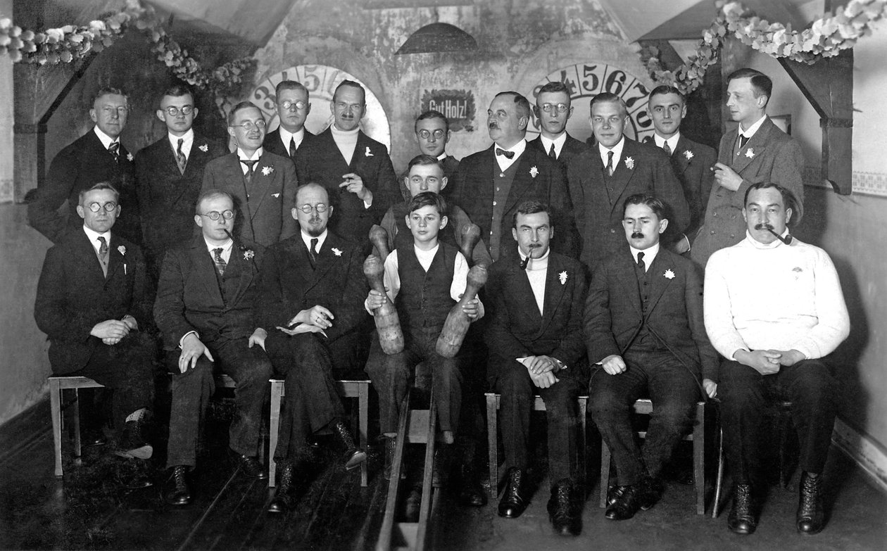 BAH biológusok a két háború közötti időszak végén 1927 bowling akadémikusokkal alkotó: Unbekannt Unbekannt