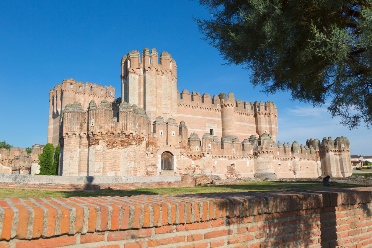 Coca, Segovia tartomány, Spanyolország. Castillo de Coca. Coca kastély. A mudéjari katonai építészet fontos példája. alkotó: Unbekannt Unbekannt