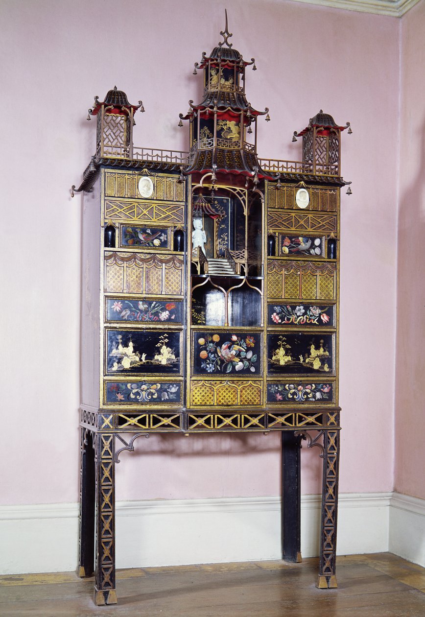 Thomas Chippendale stílusú pagodaszekrény, európai lakk, 18. század közepe alkotó: Unbekannt Unbekannt